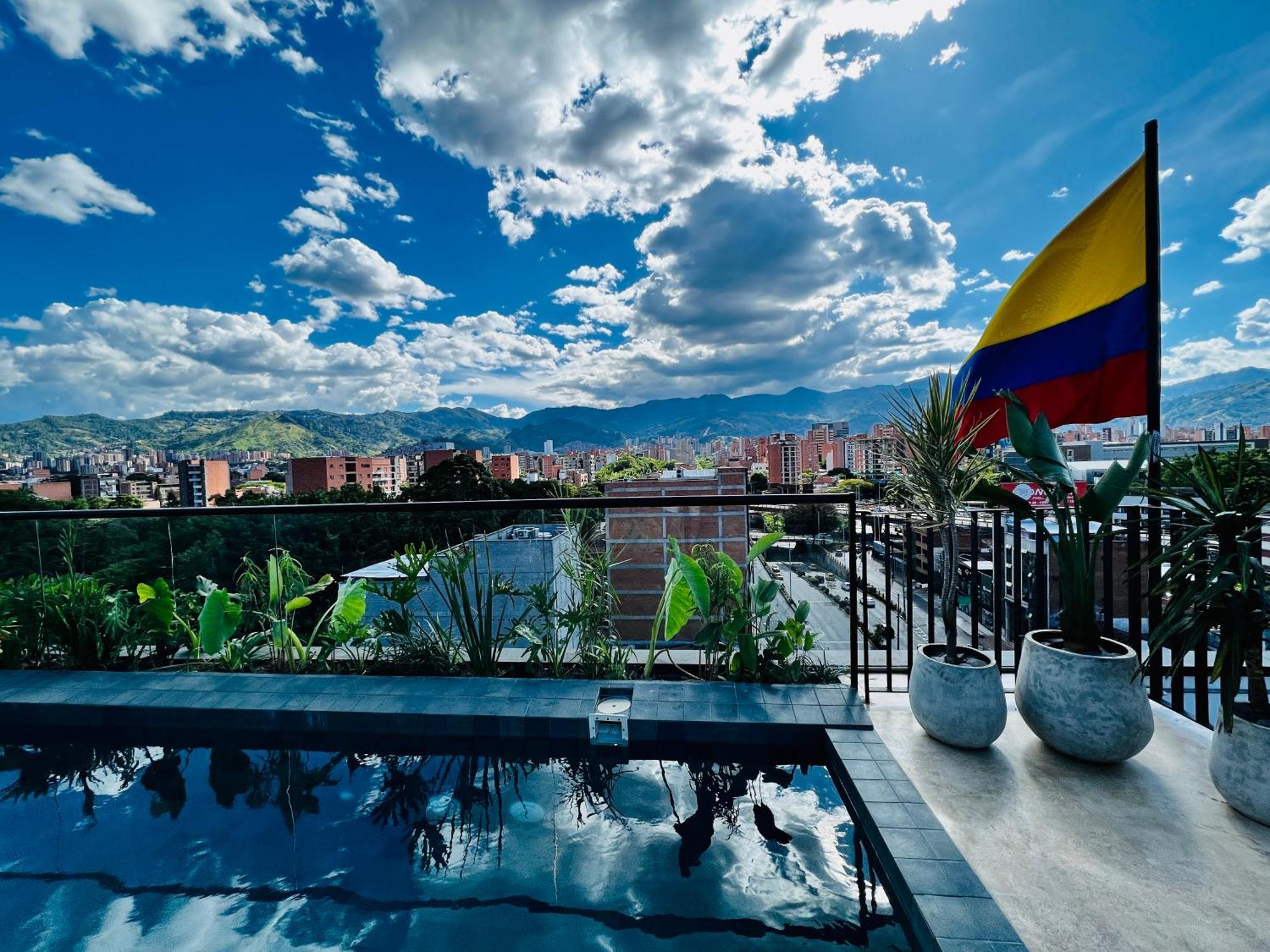 Los Patios Cool Living Medellín Dış mekan fotoğraf