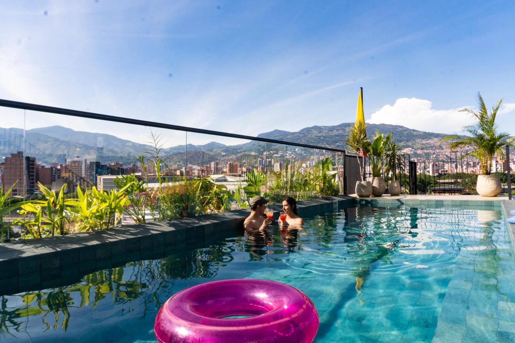 Los Patios Cool Living Medellín Dış mekan fotoğraf