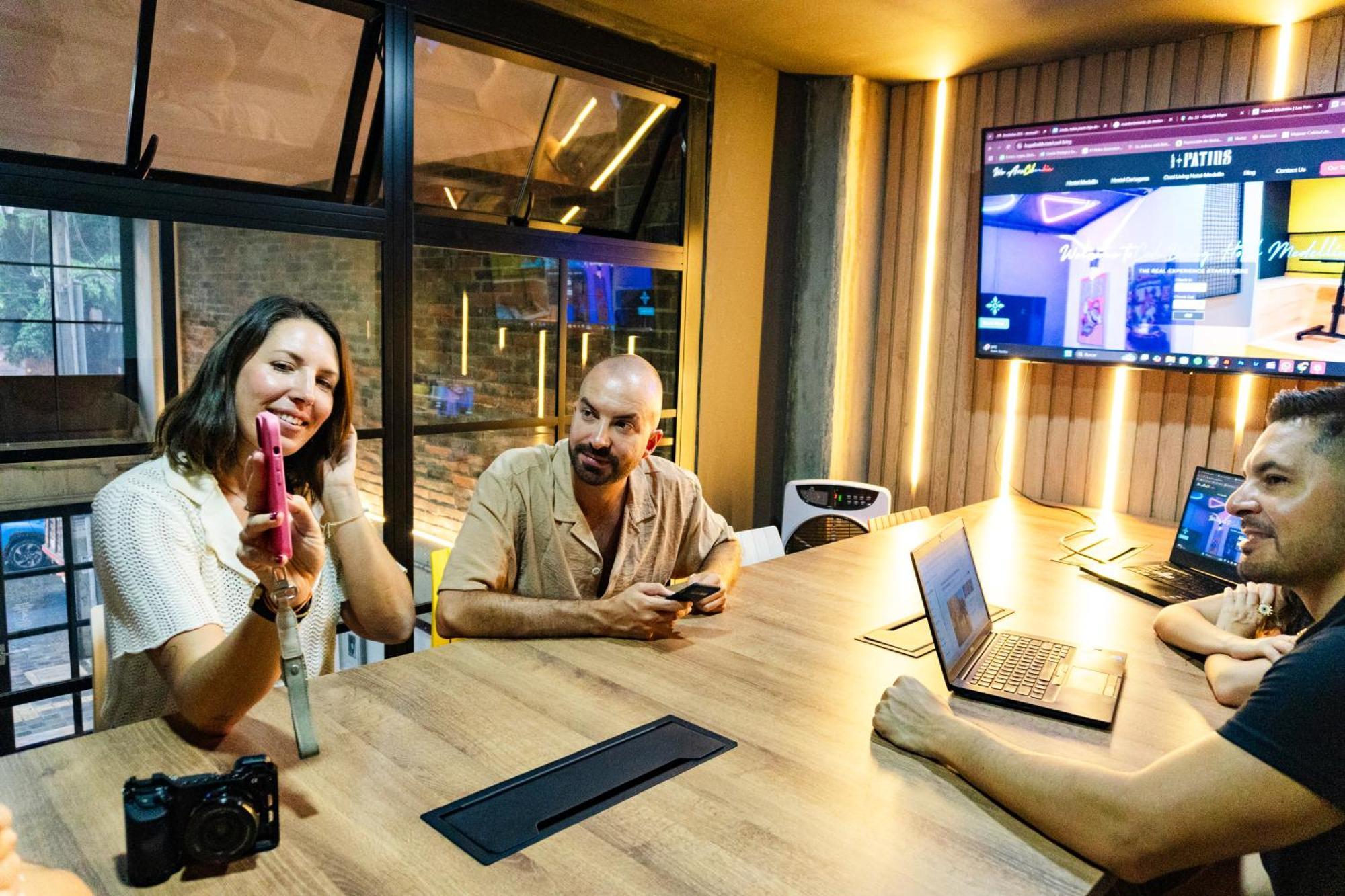 Los Patios Cool Living Medellín Dış mekan fotoğraf